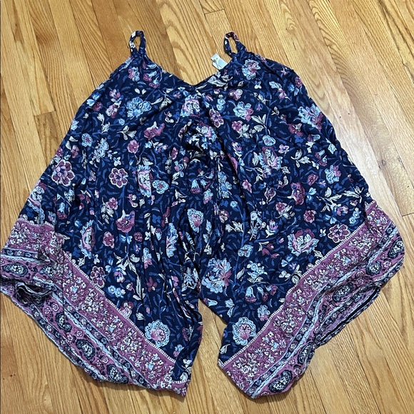 Japna Pants - Floral Wide-Leg Jumpsuit With Pockets